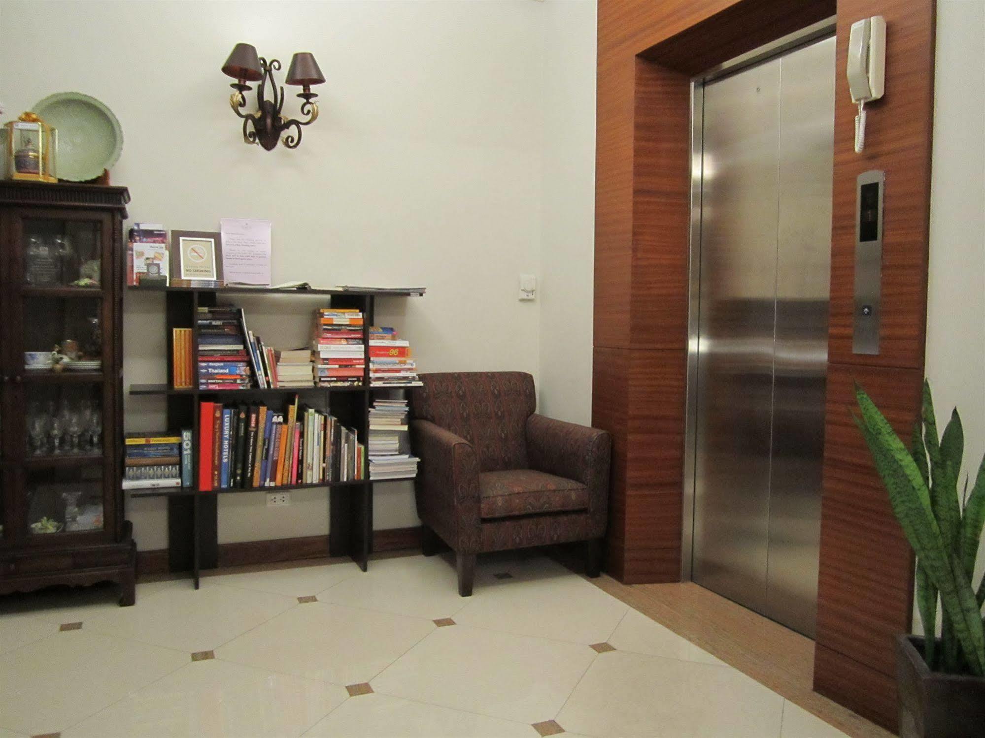 Aurum The River Place Bangkok Exterior photo